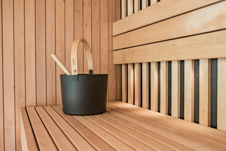 Sauna ogrodowa bez problemów po kilku sezonach – 7 błędów przy wyborze miejsca i fundamentu